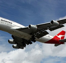 B747 von Qantas: Die Airline überholt die Rolls-Royce-Turbinen.