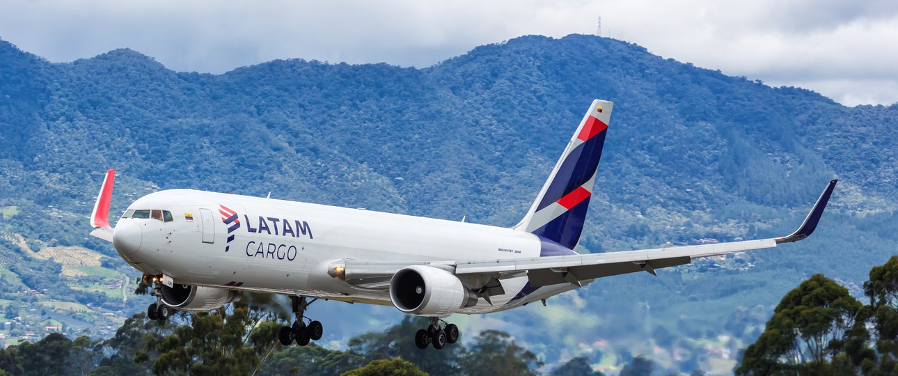 Eine Boeing 767 von Latam Cargo: In Frankfurt kam es zu einem Zwischenfall, der von der Bundesstelle für Flugunfalluntersuchung untersucht wird.