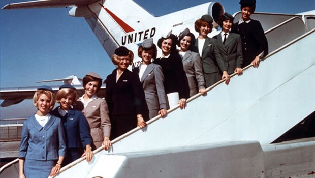Moderne Flieger und bester Service stärken den Ruf. Um 1950 führt Continental eine Economy- und eine First-Class ein. 1953 übernimmt sie Pioneer Airlines und weitet ihr Netz bis nach Texas und New Mexico aus (Flugbegleiterinnen in den Sechzigern).