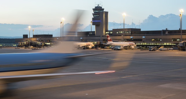 flughafen zuerich tower