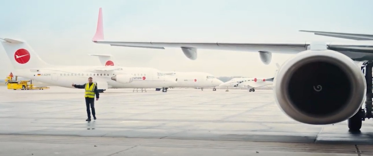 Flieger von WDL im alten Image-Film von Zeitfracht: Sie sind mittlerweile ...