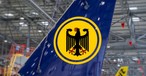 Jet von Lufthansa mit Bundesadler-Logo: Die EU prüft die Beihilfen erneut.