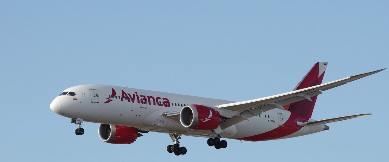 Boeing 787 von Avianca: Ein Influencer soll eine Stinkbombe während eines Transatlantikfluges gezündet haben.
