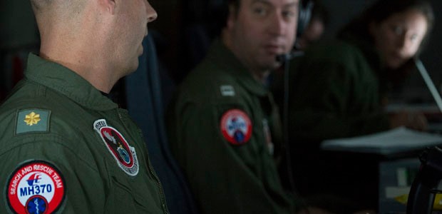 Amerikanische Soldaten bei der Suche nach MH370: Keine Spur trotz riesigem internationalem Effort.