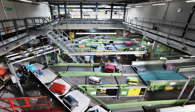 Gepäckanlage am Flughafen Zürich: Jeder Koffer wird durchleuchtet.