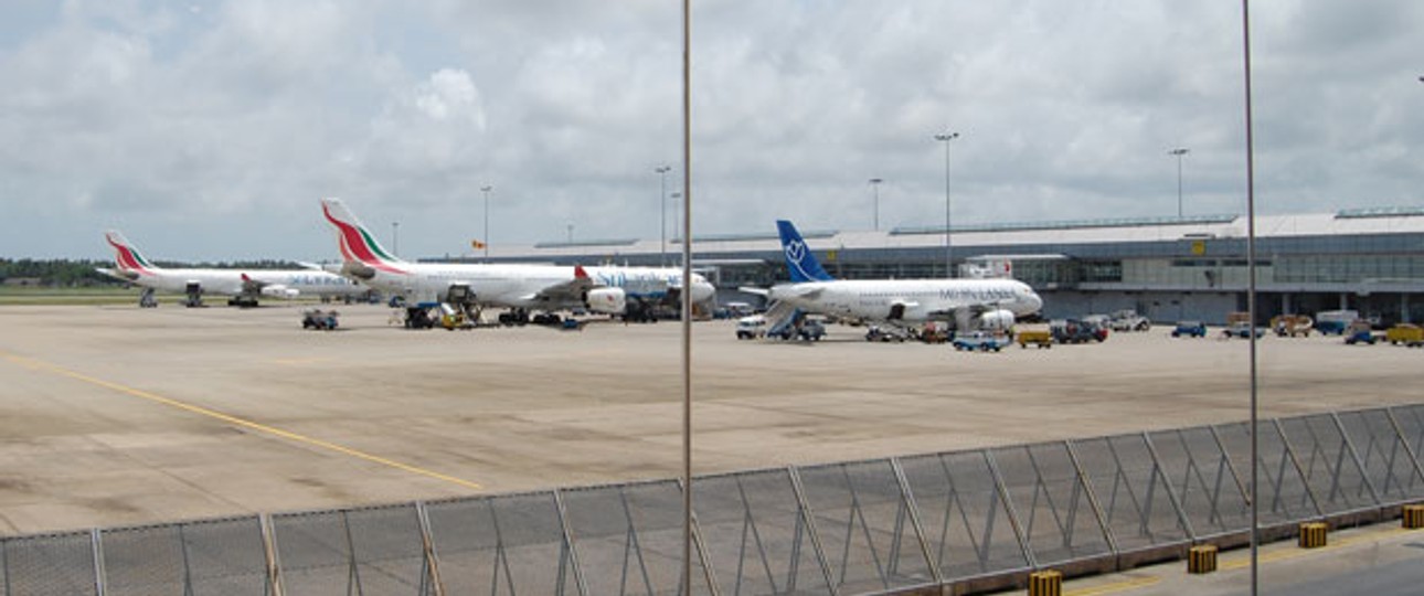 Flughafen in Colombo. Immer mehr Touristen kommen hier an