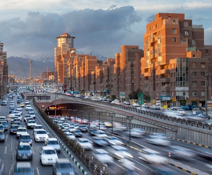 Teheran: Die iranische Hauptstadt ist mit Lufthansa erstmal nicht zu erreichen.
