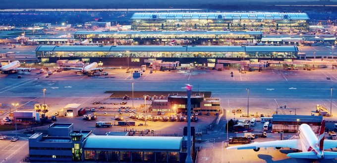 <strong>6th place.</strong> United Kingdom: 20.906 take-offs per week. The image shows London Heathrow.