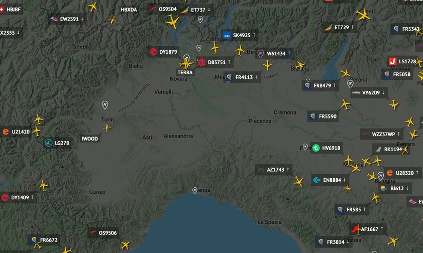 Luftraum über der Lombardei, dem Piemont und Ligurien: Am Samstagabaned ging nichts mehr.