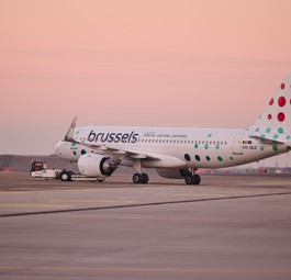 brussels airlines airbus a320 neo oo sba