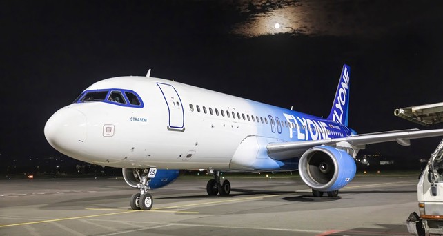 airbus a320 fly one