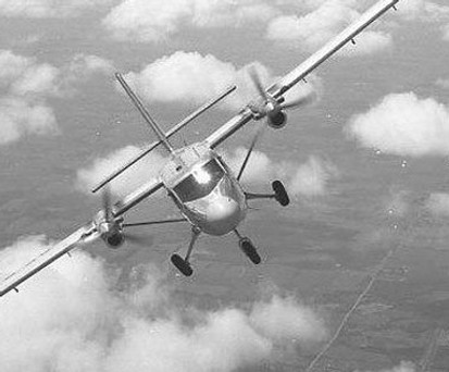 Am 20. Mai 1965 flog die DHC 6 Twin Otter zum allerersten Mal. Die Turbopropmaschine ist 15,8 Meter lang und weist eine Spannweite von 19,8 Meter auf.