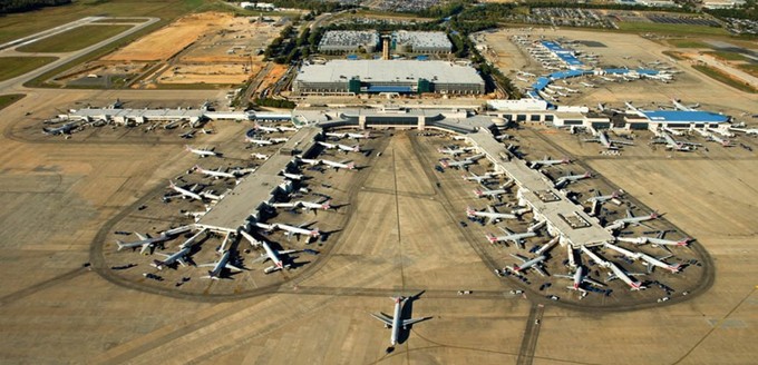 <strong>Platz 4:</strong> Charlotte Douglas International Airport (USA). 14.271 Verbindungen im September 2020 (43 Prozent Abfall).