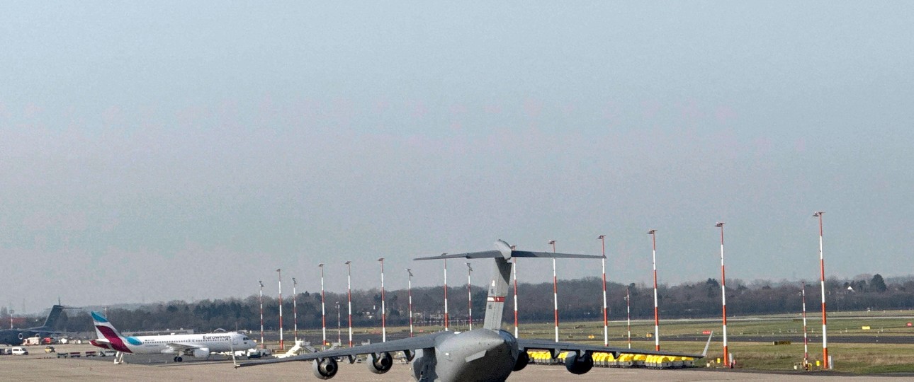 Boeing C-17 Globemaster in Düsseldorf: Seltener Gast.