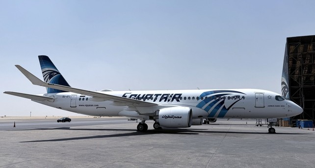 airbus a220 300 egypt air