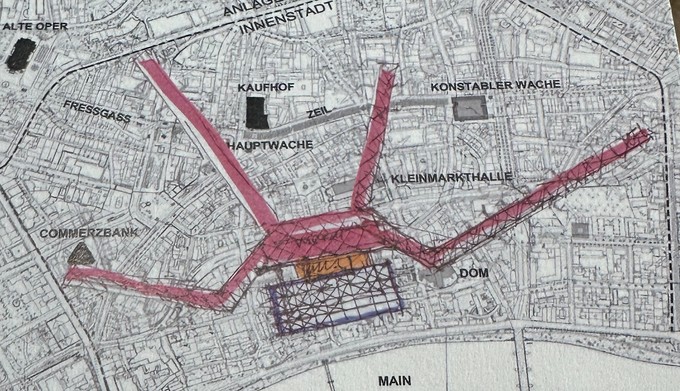 Terminal 3 im Vergleich mit der Innenstadt von Frankfurt: beachtliche Dimensionen. 