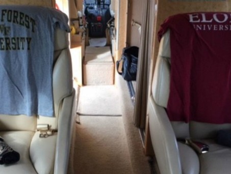 Uni-Tour im Privatjet: Zehn Flugstunden sind ab 57.000 Dollar zu haben.