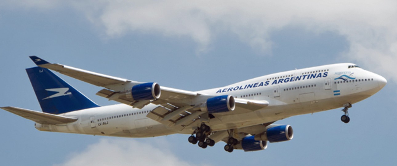 Jumbo-Jet von Aerolineas: Bald außer Betrieb.