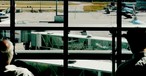 Männer am Flughafen: Sie machen die Mehrheit der Pöbel-Passagiere aus.