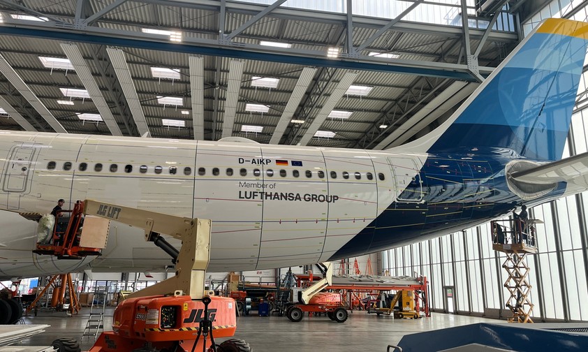 Airbus A330 von Discover Airlines: Das Flugzeug ist der erste Airbus, der mit Aeroshark nachgerüstet wird.