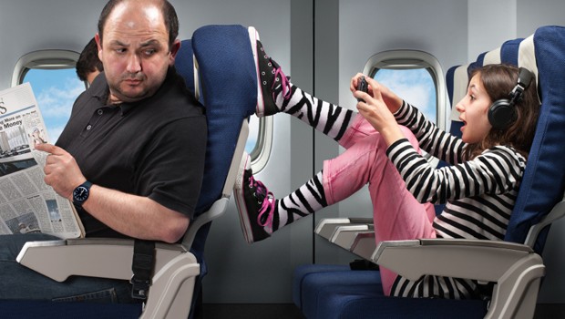 Passagiere ind er Economy: Oftmals schwieriges Zusammenleben.