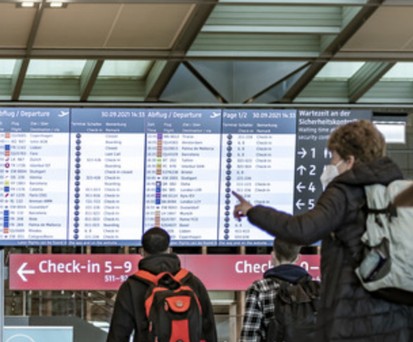 Flughafen Berlin: Während der Ferientage werden bis zu 65.000 Reisende täglich erwartet.