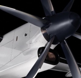 Motor einer Bombardier Dash 8 Q400: Bald treibt er einen Flieger mit 90 Passagieren an.