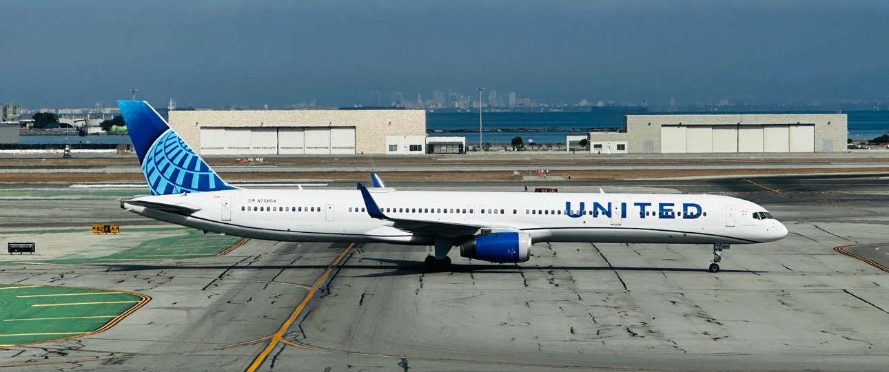 Boeing 757 von United Airlines in San Francisco: Solch ein Jet landete mit zwei Verletzten.