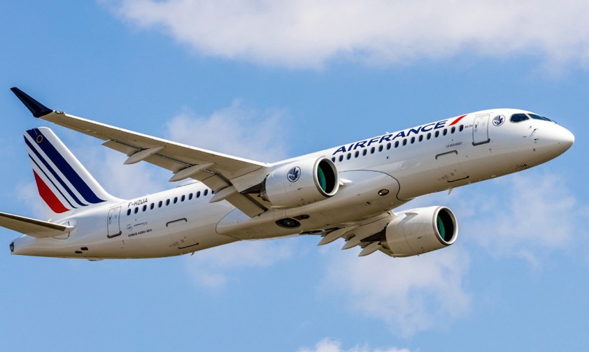 Ein Airbus A220 von Air France: Die Fluggesellschaft beantwortet keine Kundenanfragen mehr per Twitter.