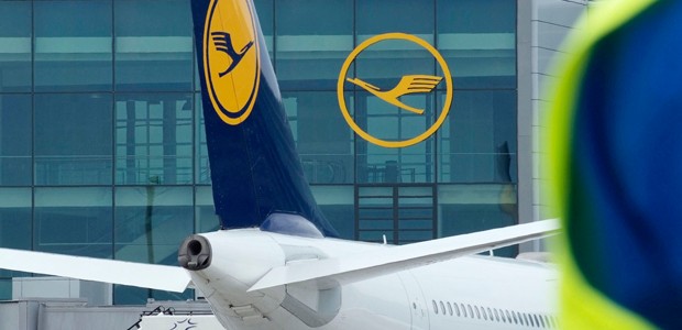 Lufthansa-Jet in Frankfurt: Flugbetrieb mit Problemen.