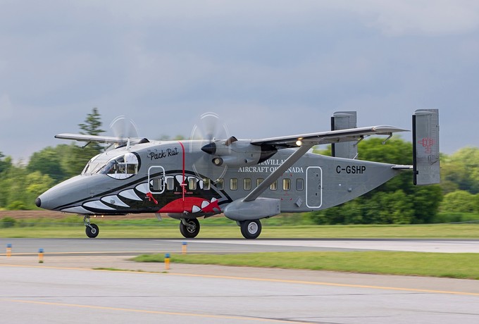 Sherpa Demonstrator: De Havilland Canada nutzt aktuell die Militärvariante C-23C als Sherpa Demonstrator. 