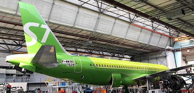 Produktion eines A320 Neo: Die Triebwerke kommen oft nicht schnell genug.