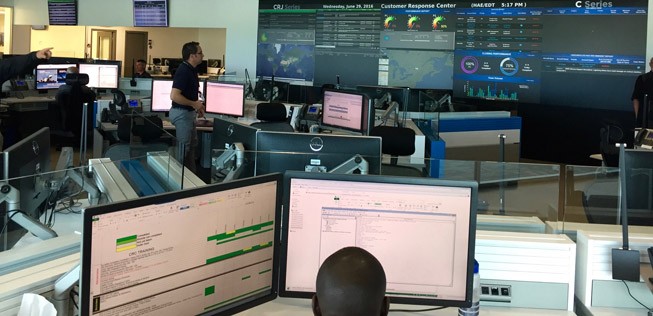 Customer Response Center von Bombardier: 75 Ingenieure und Sachbearbeiter arbeiten hier in Schichten rund um die Uhr.
