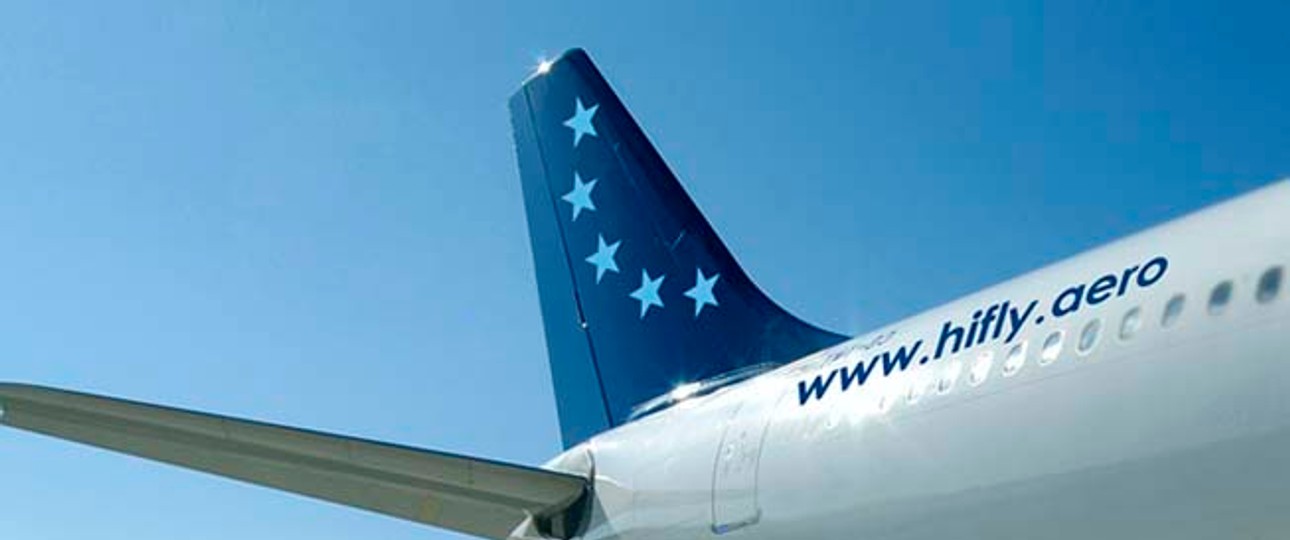 Heckflosse eines Fliegers von Hi Fly: Das Logo prangt bald auch auf A380.