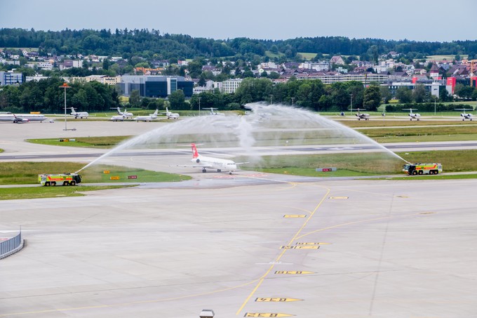 Die Maschine geht an die Leasinggesellschaft zurück und wird wohl irgendwo auf der Welt wieder fliegen.