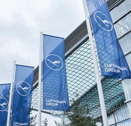 Lufthansa Aviation Center in Frankfurt: Hier werden überproportional Stellen wegfallen. 