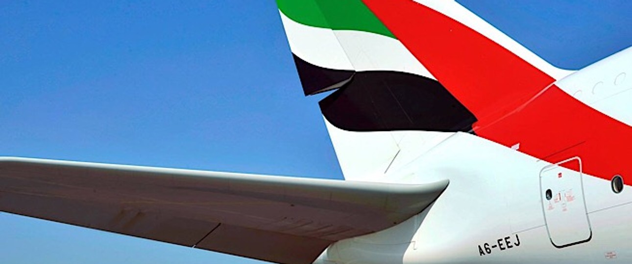 Heckflosse eines Emirates-Jets: Das Logo prangt künftig auch auf kleineren Flugzeugen.