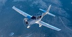 Ein Cirrus SR22 in der Luft: Motorhersteller Continental erklärt die Probleme.