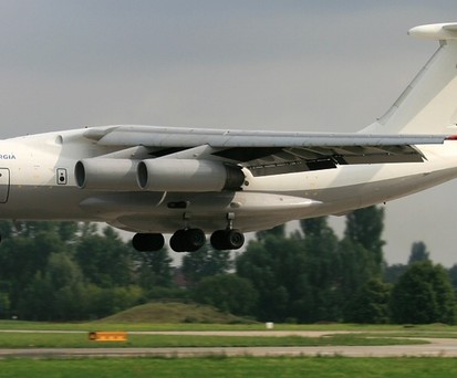 Ilyushin Il-76 von Sky Georgia: Ein anderes Exemplar wird versteigert.