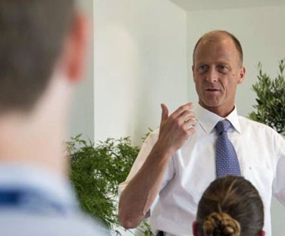 Airbus-Group-Chef Tom Enders: Der Konzern steht unter Verdacht.