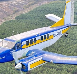 Evangel auf dem Weg ins Mid-America Flight Museum: Von dem Flugzeug wurden nur acht Exemplare gebaut.