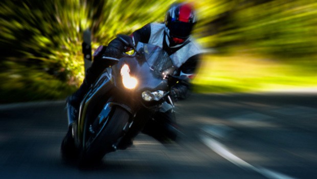 Als Motorradfahrer: 1 zu 907.