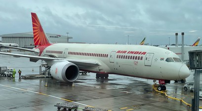 Boeing 787 von Air India noch in der alten Lackierung. Der Flug ab Zürich fiel aus.