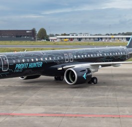 Der Tech-Eagle: Ein Adler, aber mit Kabeln.