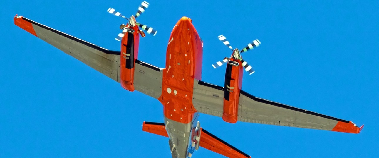 Beechcraft King Air  von FCS - Flight Calibration Services: Tagsüber im Einsatz.
