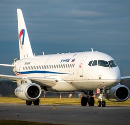 Superjet 100: Künftig wird das Flugzeug auch in Indien gebaut.