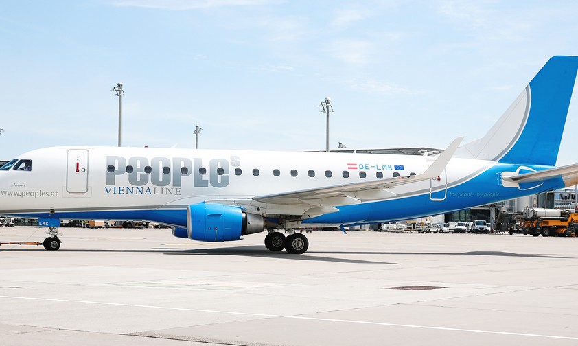 Embraer E170 von People's: Bleibt länger in der Flotte.