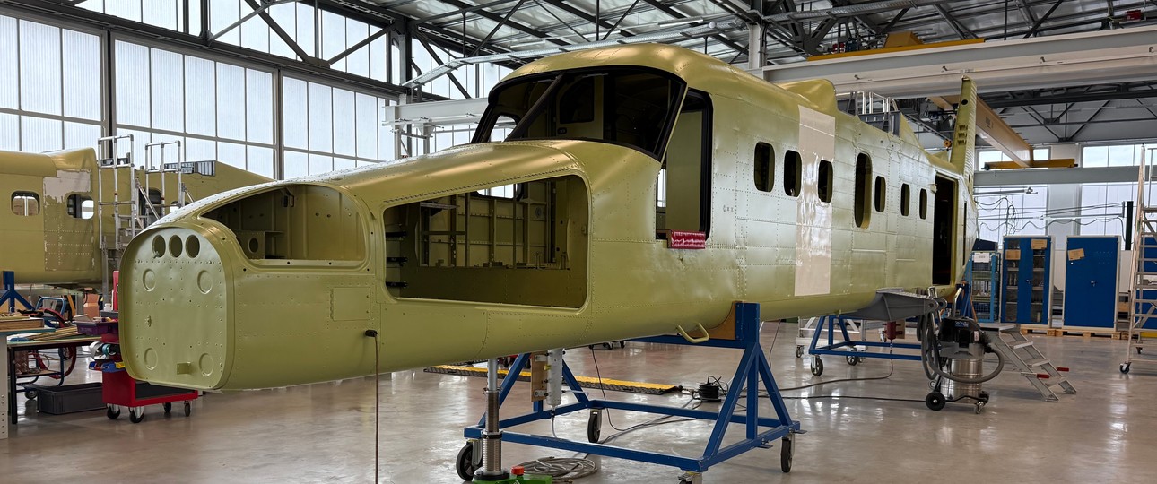 Der erste Rumpf der Do 228 NXT: Der erste Flieger soll Ende des Jahres fertig sein.