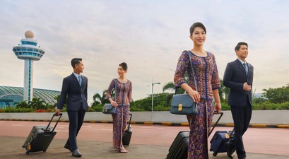 Kabinencrews von Singapore Airlines: Die Sandalen verschwinden.