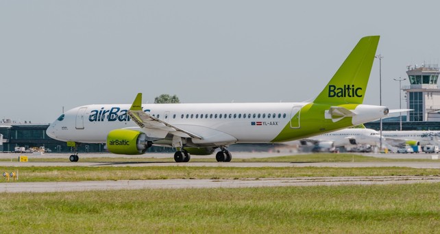 airbus a220 300 air baltic (2)